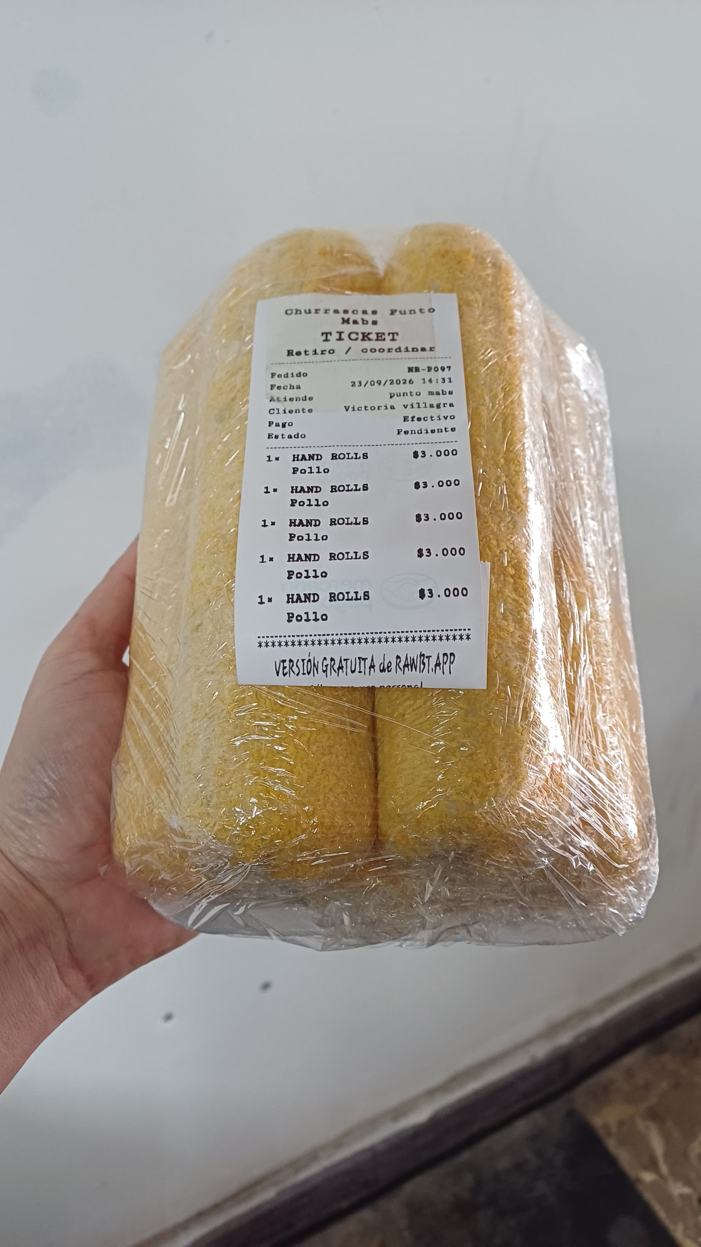 HAND ROLLS CHURRASCO